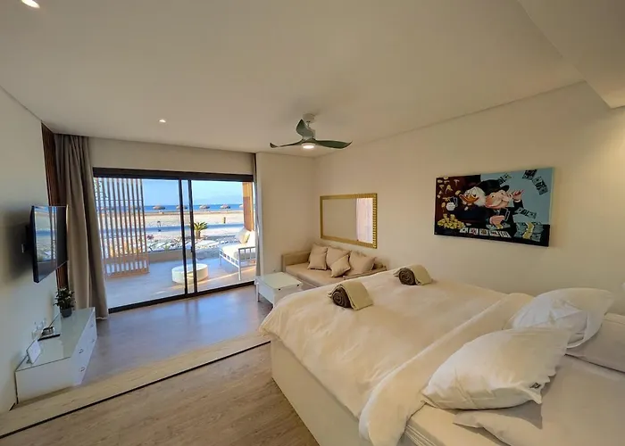 Beachfront Somabay Steps From Sea & Pool * الغردقة